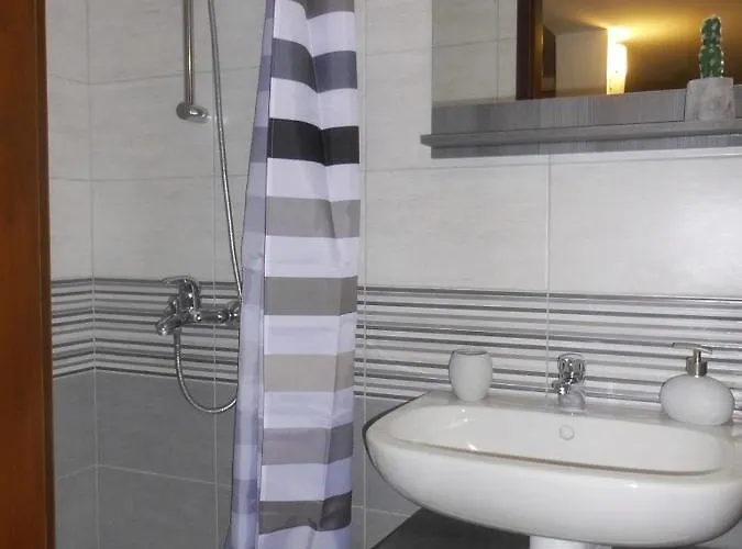 With A Parking Space Srebreno, Dubrovnik - 9028 مْليني